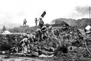 Wietnam wyrywa się ze szponów kolonializmu