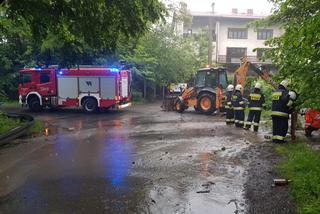 Zagrożenie powodziowe na Śląsku! Ponad 100 interwencji strażaków [ZDJĘCIA]