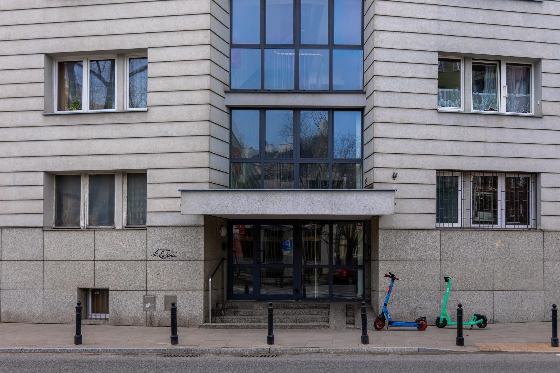 Iksy z Osiedla Torwar - zdjęcia. Jedne z najpiękniejszych bloków PRL w Warszawie