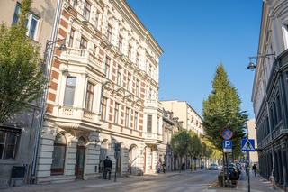 Blisko 50 komfortowych mieszkań i nowy pasaż. Remont na Wschodniej dobiega końca