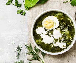 Barszcz ze szczawiu: pyszny i dietetyczny! Zobacz jak zrobić barszcz szczawiowy