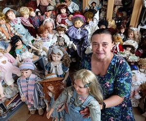 Agnieszka Ciećko zbiera lalki