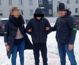 Ojciec znalazł pod łóżkiem zwłoki syna. Sąsiedzi słyszeli dziwne hałasy