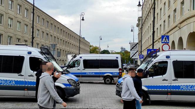 Gigantyczna akcja policji w cetrum Warszawy