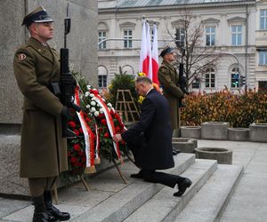 Prezydent złożył wieńce przed pomnikiem