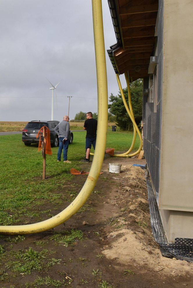 O co ta zadyma?! Nam wiatraki nie przeszkadzają!