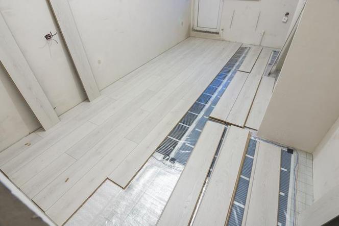 Jaki podkład pod panele na ogrzewanie podłogowe? 