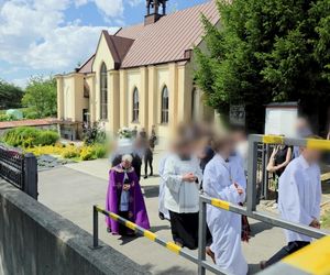 Pogrzeb 14-letniej Julii, która zginęła w pożarze