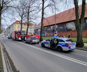 Dramat podczas egzaminu na prawo jazdy w Słupsku. Motocyklista runął na ziemię
