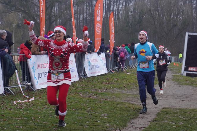 11. Bieg Mikołajkowy nad Jeziorem Strzeszyńskim w Poznaniu