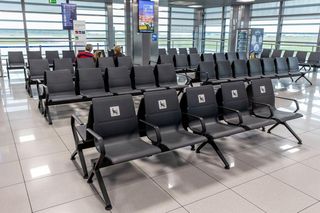 Ławki Nowego Stylu na lotnisku w Jasionce (Rzeszowie)