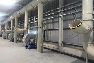 Hala hermetyzacyjna w Zakładzie Odzysku i Unieszkodliwiania Odpadów w Dąbrówce  Małej. 