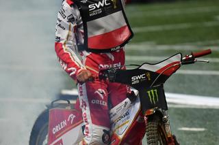 Polacy mistrzami na żużlu po niesamowitym ostatnim biegu! Przeżyjmy to jeszcze raz [NAGRANIE]