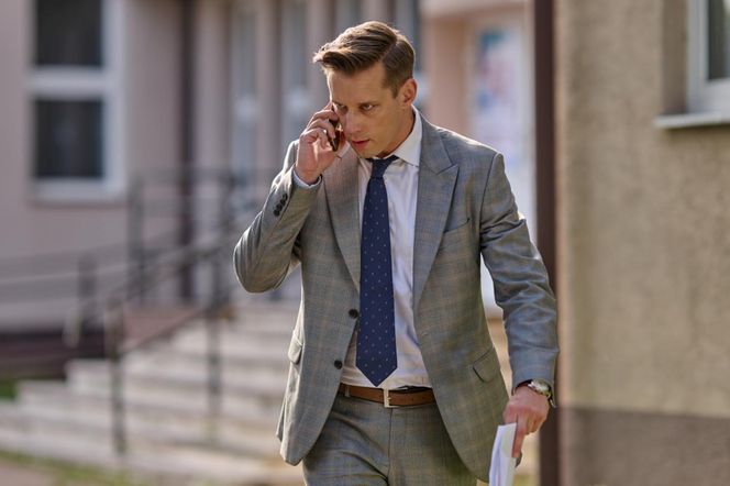 Na Wspólnej odc. 4104. Darek Żbik (Michał Mikołajczak)