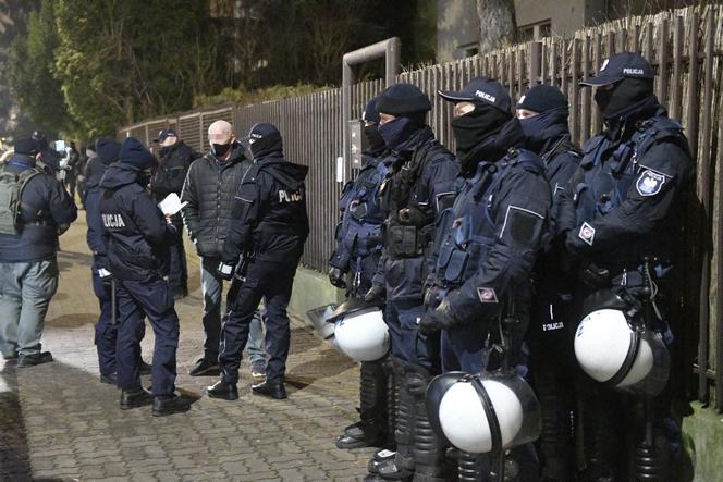 Protest pod domem Kaczyńskiego