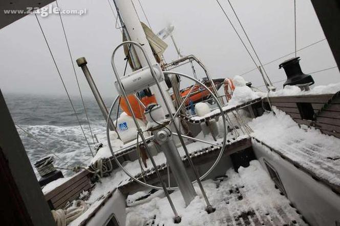 SELMAEXPEDITIONS_HORN_ZIMA2013_zegluga2