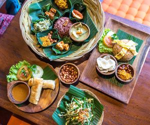 Nie rezygnuj, a zamień. Wegańskie alternatywy dla popularnych produktów