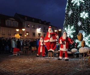 Święta Bożego Narodzenia w Żorach. Jarmark, spotkanie z Mikołajem, wigilia dla mieszkańców