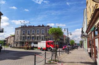 Tarnów. Ulica Krakowska została zablokowana z powodu alarmu bombowego