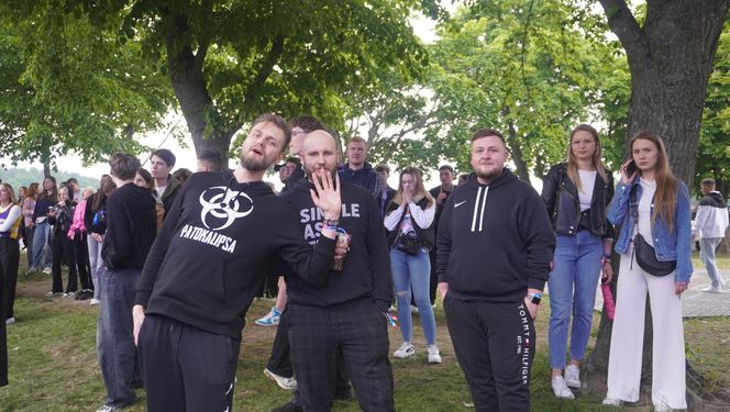 Kortowiada 2025. Koncerty na Plaży Kortowskiej przyciągnęły tłumy. Tak wyglądał drugi dzień imprezy!