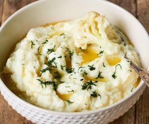 Niskowęglowodanowe puree z kalafiora: zdrowa alternatywa dla tradycyjnych ziemniaków