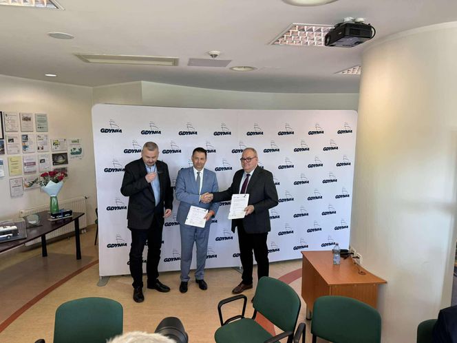 Gdynia podpisała umowę na dostawę 17 nowych pojazdów komunikacji miejskiej