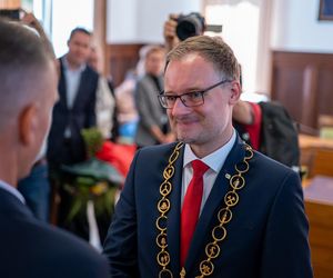 Zaprzysiężenie nowego prezydenta Zabrza. Kamil Żbikowski złożył ślubowanie i zwrócił się do mieszkańców