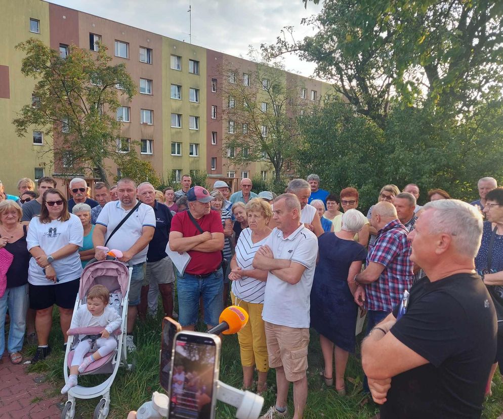 Starachowice to MY, nie Prezydent Materek. Mieszkańcy przeciw sprzedaży działek przy Leśnej