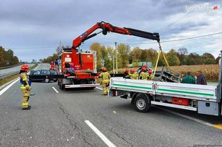 Wypadek na DK81. Ciężarówka transportowała butle z gazem. Cud, że nie wybuchło