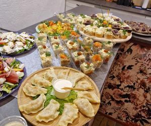 W Urzędzie Miasta Leszna otwarto Bistro Szczypta Smaku. Co można zjeść i za ile?