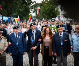 Przychodźcie tu, kiedy nas już nie będzie - prosi Wanda Traczyk-Stawska przy pomniku Polegli Niepokonani