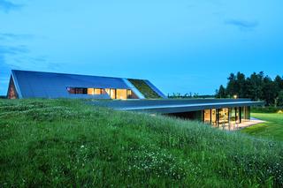 Dom, w którym najważniejszym materiałem wykończeniowym jest trawa Green Line