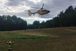 Tragedia pod Olsztynem. Osobówką jechała czteroosobowa rodzina. Ojciec i syn nie żyją