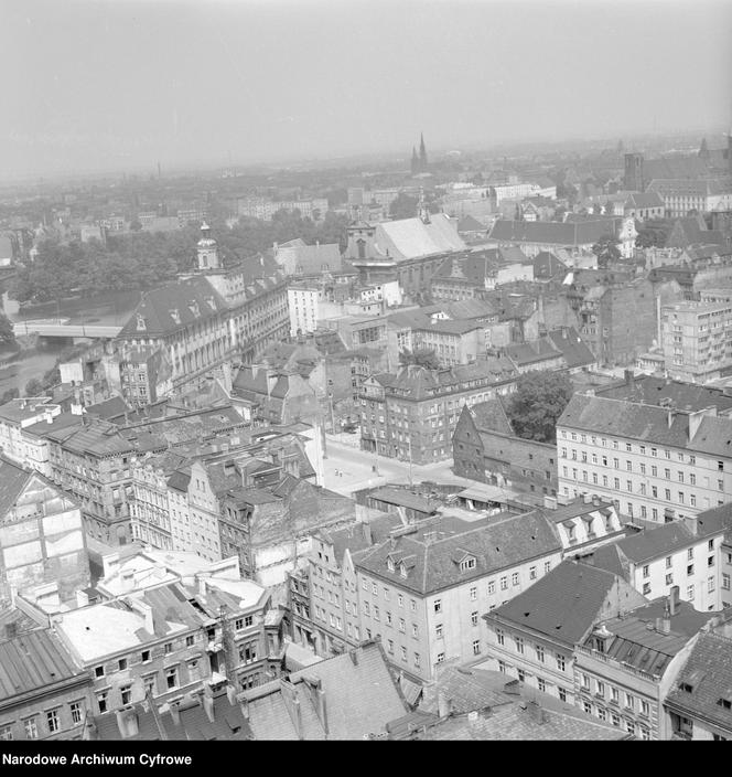 Wrocław z lotu ptaka w PRL-u. Jak wyglądała stolica Dolnego Śląska? Poznajesz te miejsca? 