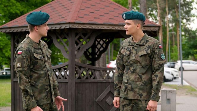 M jak miłość odc. 1887. Mateusz (Rafał Kowalski), Janek Winiar (Jakub Sirko)