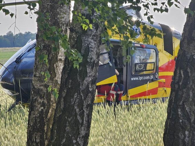 Horror na drodze. Motocyklista roztrzaskał się pod własnym domem. Nie żyje 35-latek 