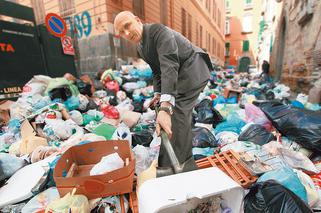 SKANDAL! Minister od śmieci nie segreguje śmieci?