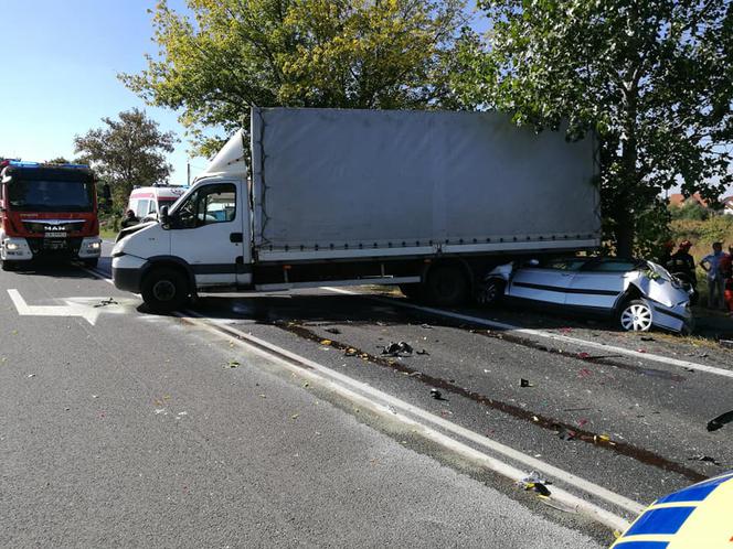 Karambol w podbydgoskim Osielsku! Aż pięć osób trafiło do szpitala! [ZDJĘCIA]