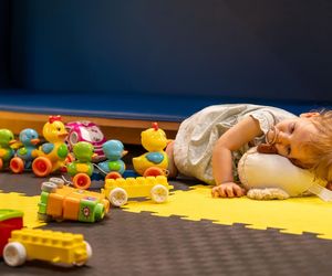 Nauczycielka ostro o przedszkolach otwartych do późna. Mówi, co myśli