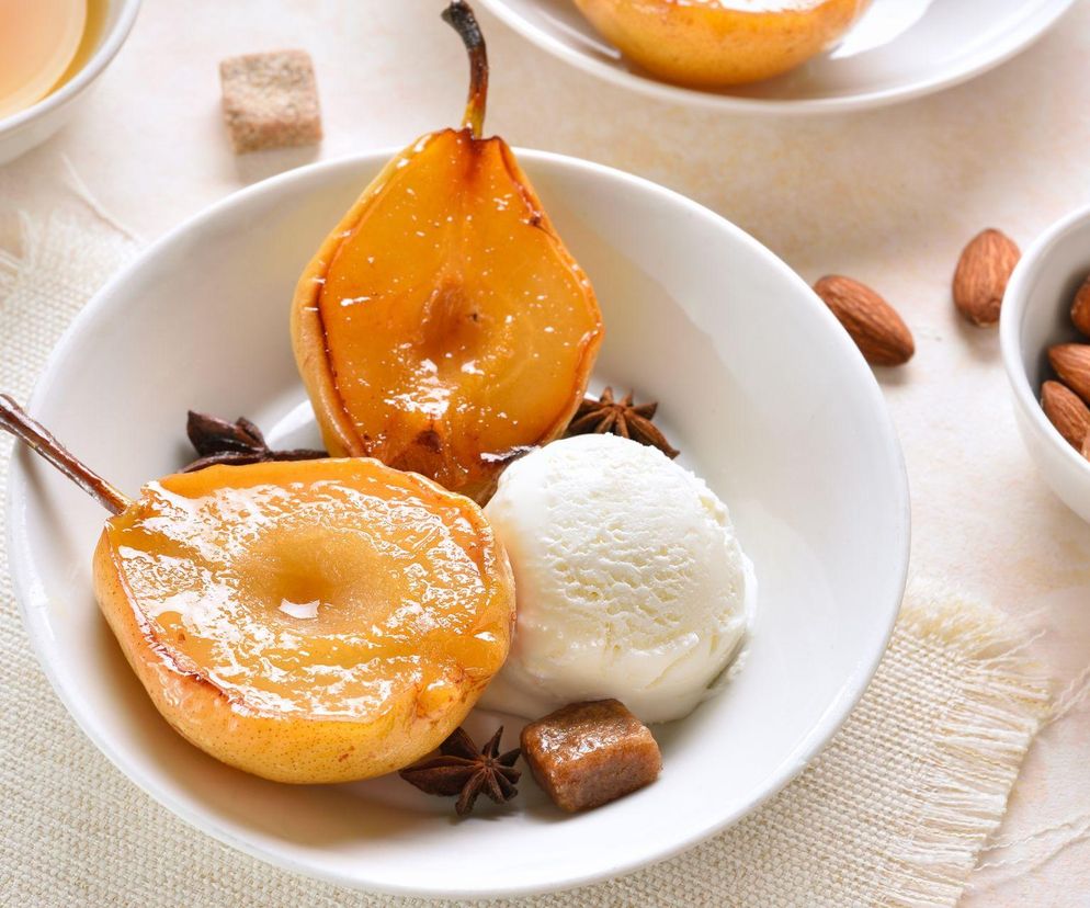 Jak karmelizować gruszki? Prosty przepis na obłędny deser i nie tylko