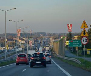 Postrach kierowców w Krakowie już działa. Słone mandaty posypią się dzięki systemowi RedLight