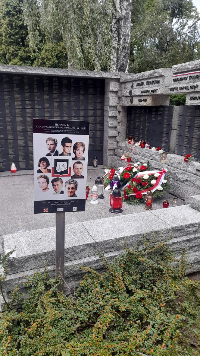 81. rocznica wybuchu Powstania Warszawskiego. Uroczystości przy pomniku Gloria Victis