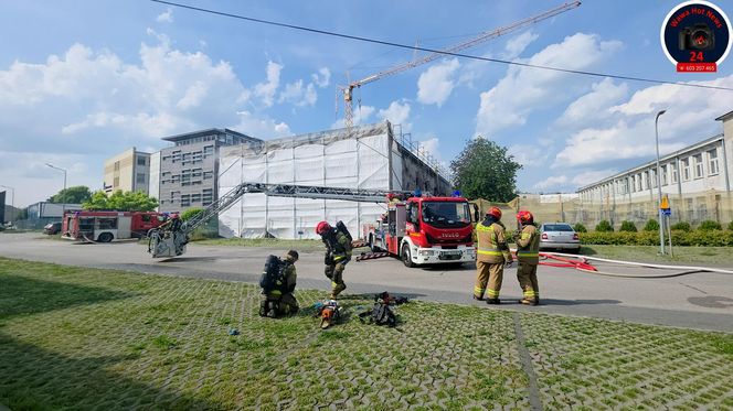Pożar w Instytucie Lotnictwa w Warszawie! Ewakuacja 25 osób