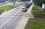 Kierowca auta utknął między zaporami w Wodzisławiu Śląskim