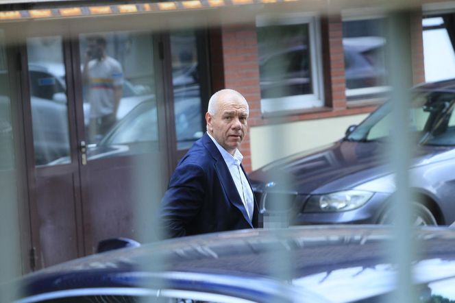 Zjechali na spotkanie do siedziby PiS na Nowogrodzką  -- 