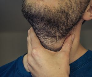 Pierwsze objawy raka tarczycy, które łatwo pomylić z inną chorobą