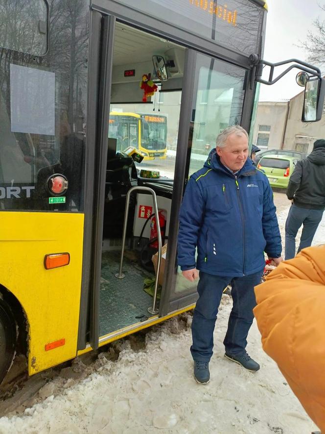 Pan Mirek odszedł na emeryturę. Kierowcę PKM Świerklaniec hucznie pożegnano