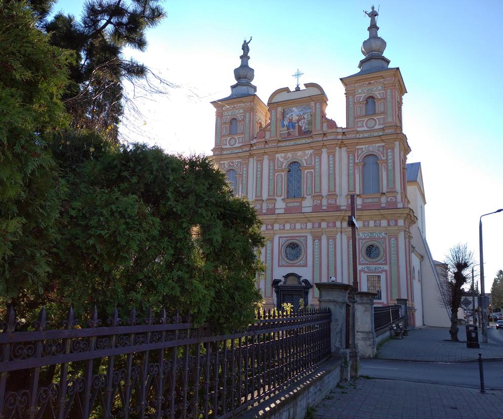 Krasnystaw - barokowy kościół św. Franciszka Ksawerego z przełomu XVII i XVIII w.