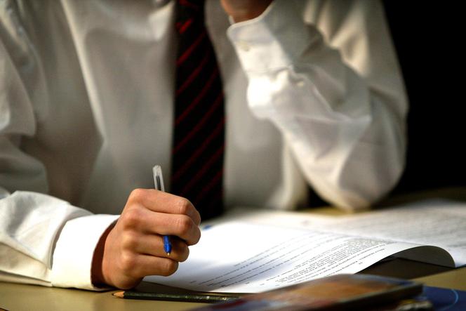 Egzamin gimnazjalny 2015: co będzie? Przecieki to uczniowski Teenage Dream! [VIDEO]