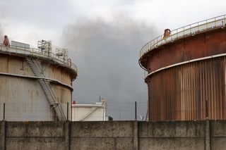 Włochy/ Dwie osoby zginęły, dziewięć rannych w wyniku eksplozji w rafinerii